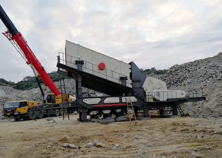 Mobile Crusher and Screening